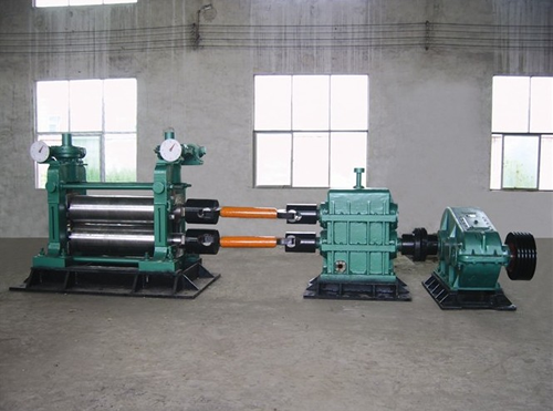 鉛板軋機 Lead plate mill